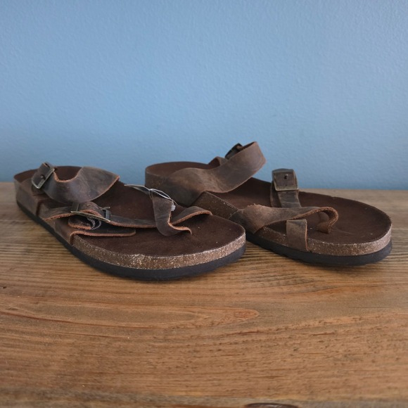 White Mountain Shoes - White Mountain Womens Gracie Sandal Brown Buckle Toe Loop Footbed 10